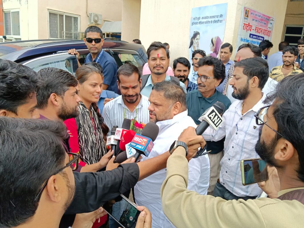 NCPCR सदस्य प्रियंक कानूनगो से मिले KSS कार्यकर्ता, बाल अधिकारों पर हुई सार्थक चर्चा